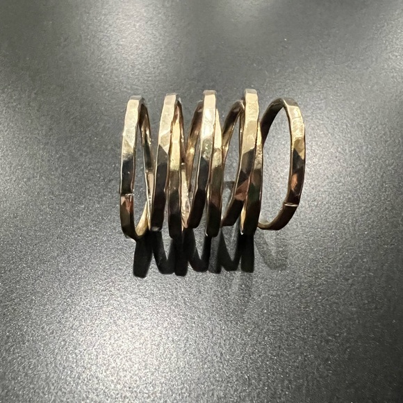 Gold tone multi loop ring - Picture 3 of 6